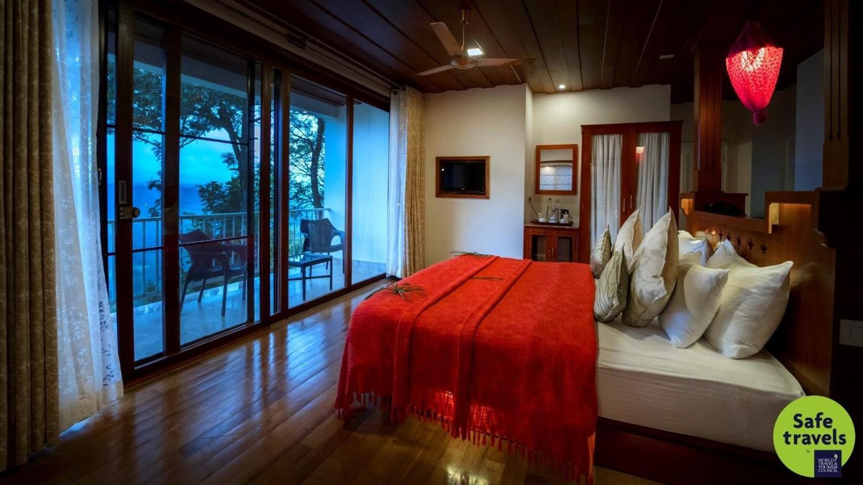 สไปซ์ทรี มุนนาร์ Hotel Chinnakanal ภายนอก รูปภาพ