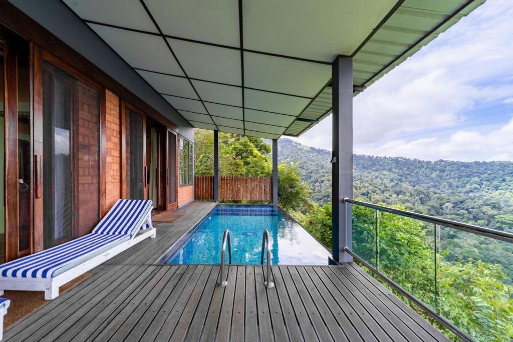 สไปซ์ทรี มุนนาร์ Hotel Chinnakanal ภายนอก รูปภาพ
