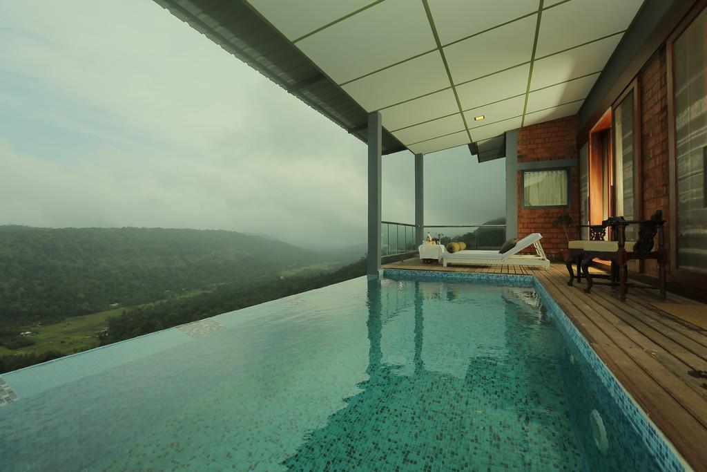 สไปซ์ทรี มุนนาร์ Hotel Chinnakanal ภายนอก รูปภาพ